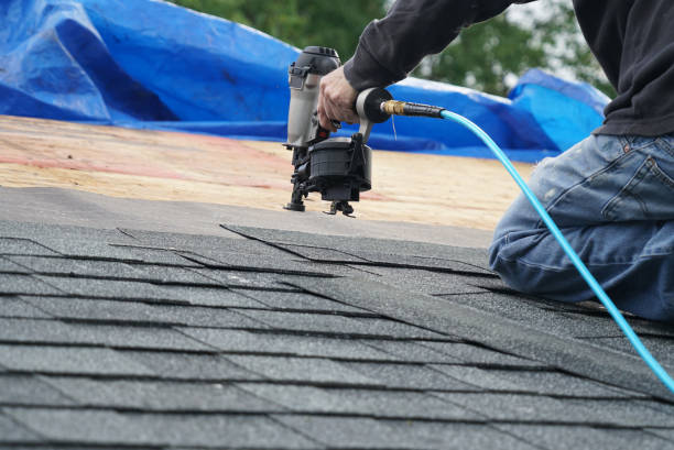 Best Flat Roof Repair Services  in Como, MS